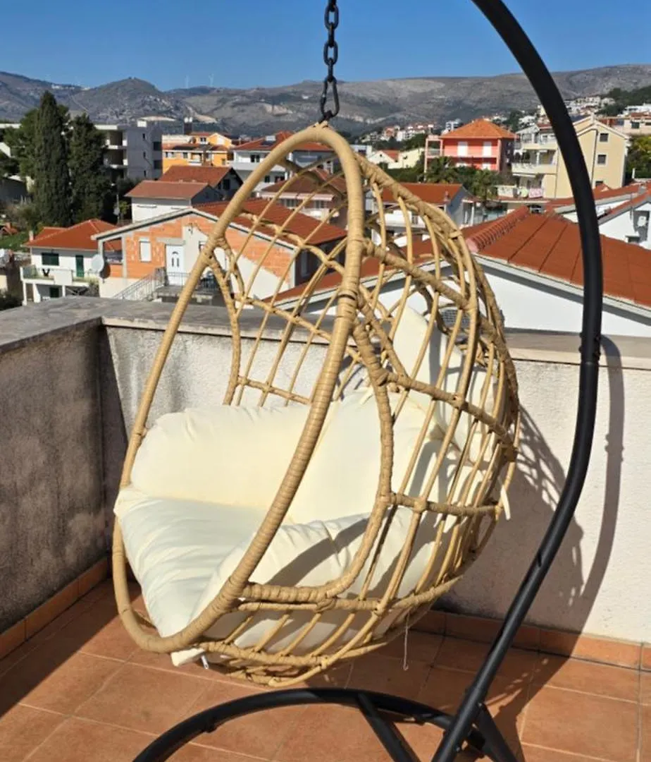 4-Bedroom Family Paradise With Top View Trogir 0*,