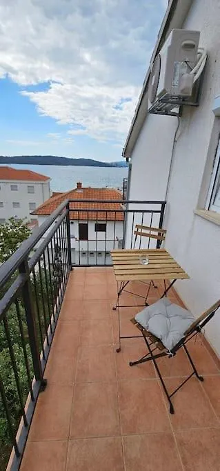 Lägenhet 4-Bedroom Family Paradise With Top View Trogir Kroatien