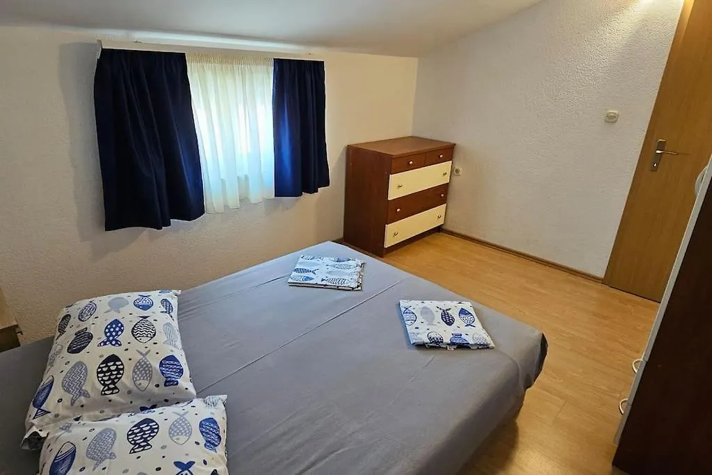 4-Bedroom Family Paradise With Top View Trogir